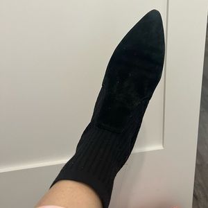 Marc fisher booties 2inch heel